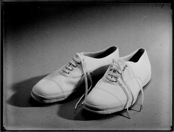 Oldfashioned at Heart 5 types of shoes every vintage girl should own