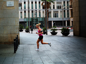 Jogging in La Rambla, Barcelona