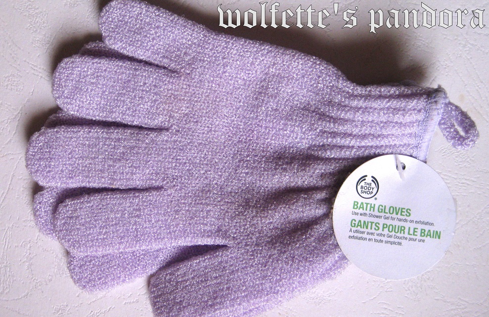 Wolfette's Pandora THE BODY SHOP Bath Gloves Manusi exfoliante REVIEW