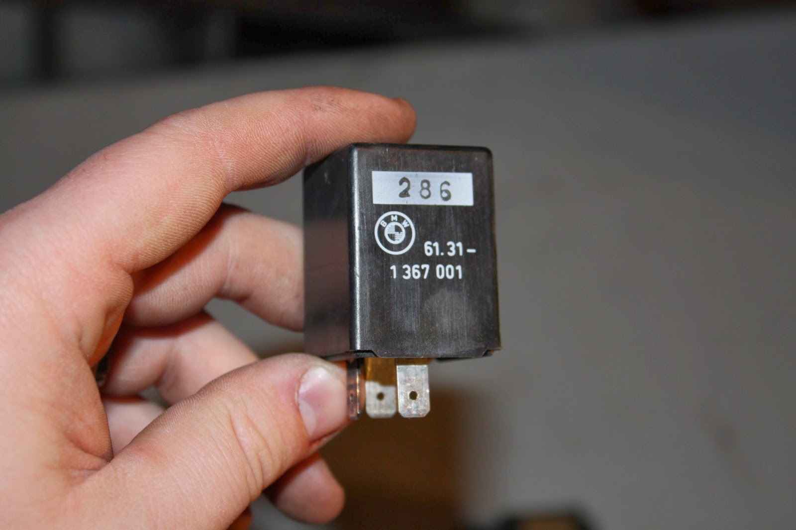 KrEvCon BMW Parts E30 Hella/BMW Relay (1 367 001)