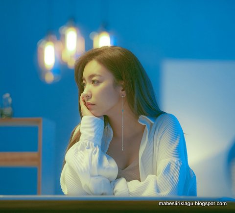 LUNA - Night Reminiscin' LUNA - Night Reminiscin' Lirik