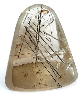 quartzo rutilado encontrado em Minas Gerais