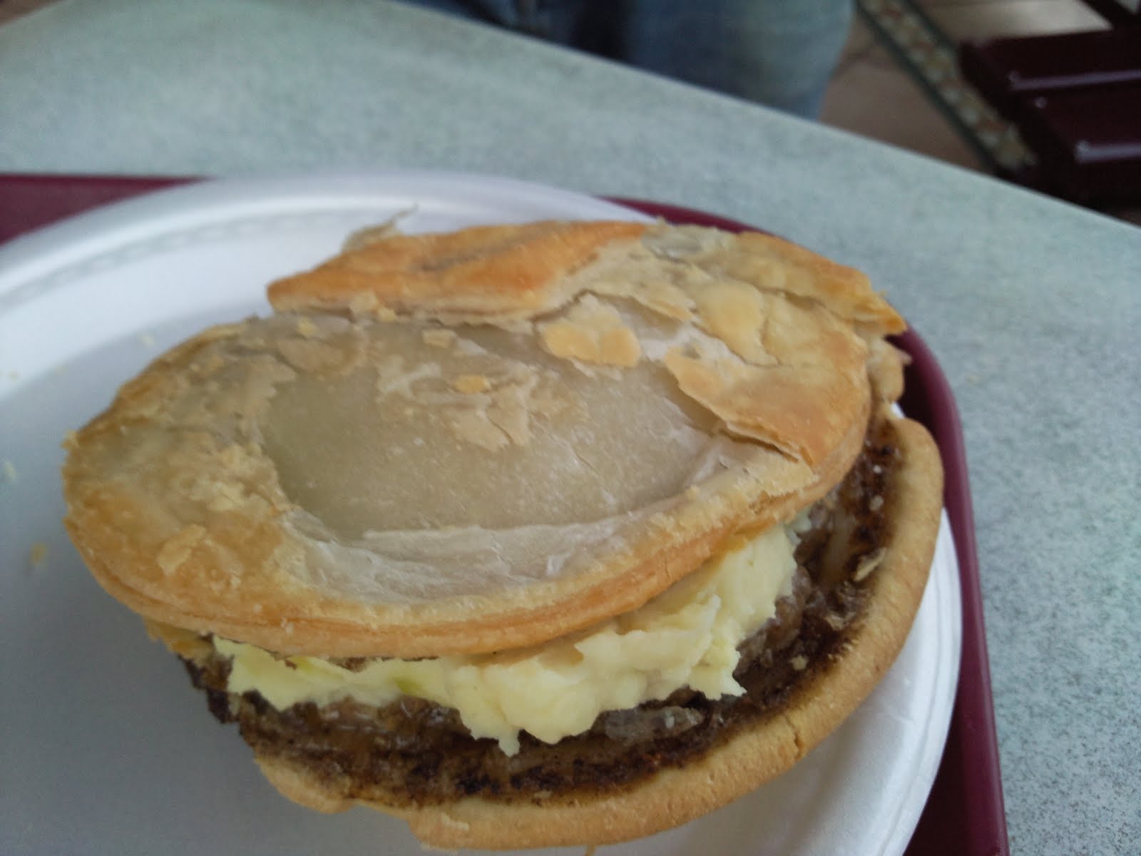 Food Hunters Yatala Pies