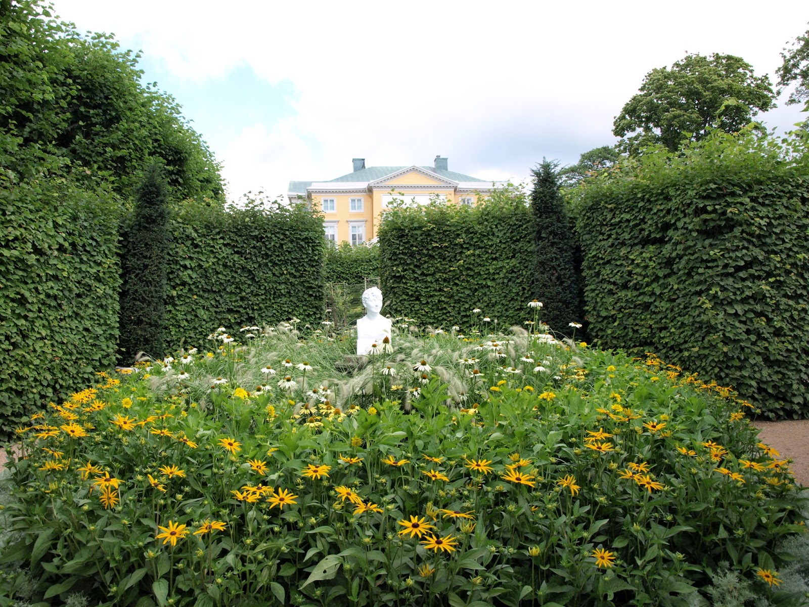 Trädgård i torslanda: gunnebo trädgårdar