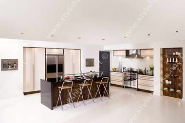 Luxury italian kitchens with modern sophisticated styles