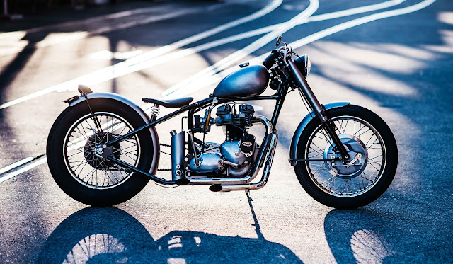 Triumph TR6 By Deus Ex Machina