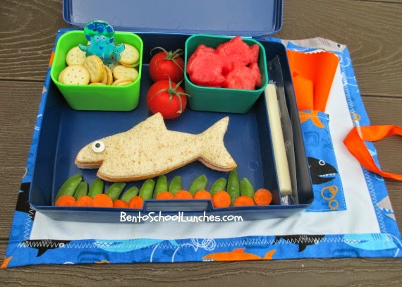 Bento School Lunches : Shark Bento and Matkins Review