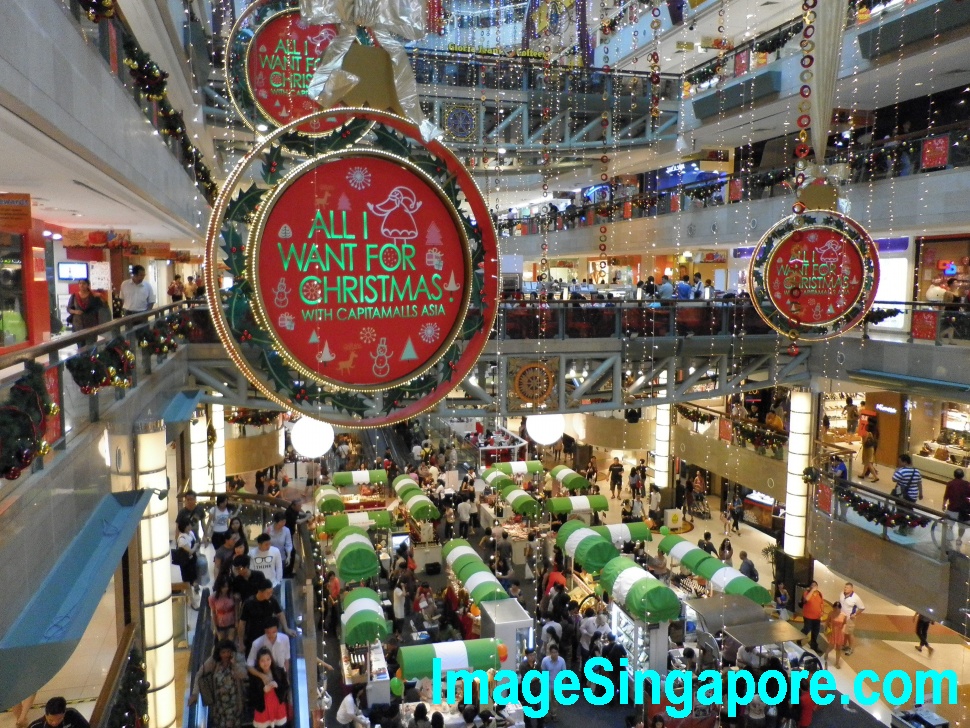 JohorBahru-Photos: Christmas Shopping 2011 in Singapore