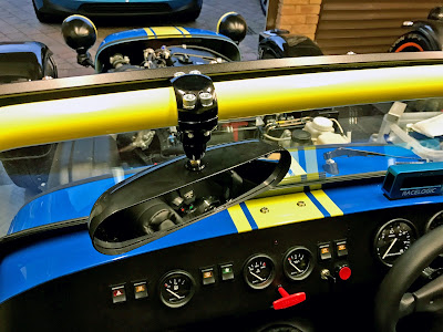 SPA centre mirror fitted to roll cage using a DPR mirror mount