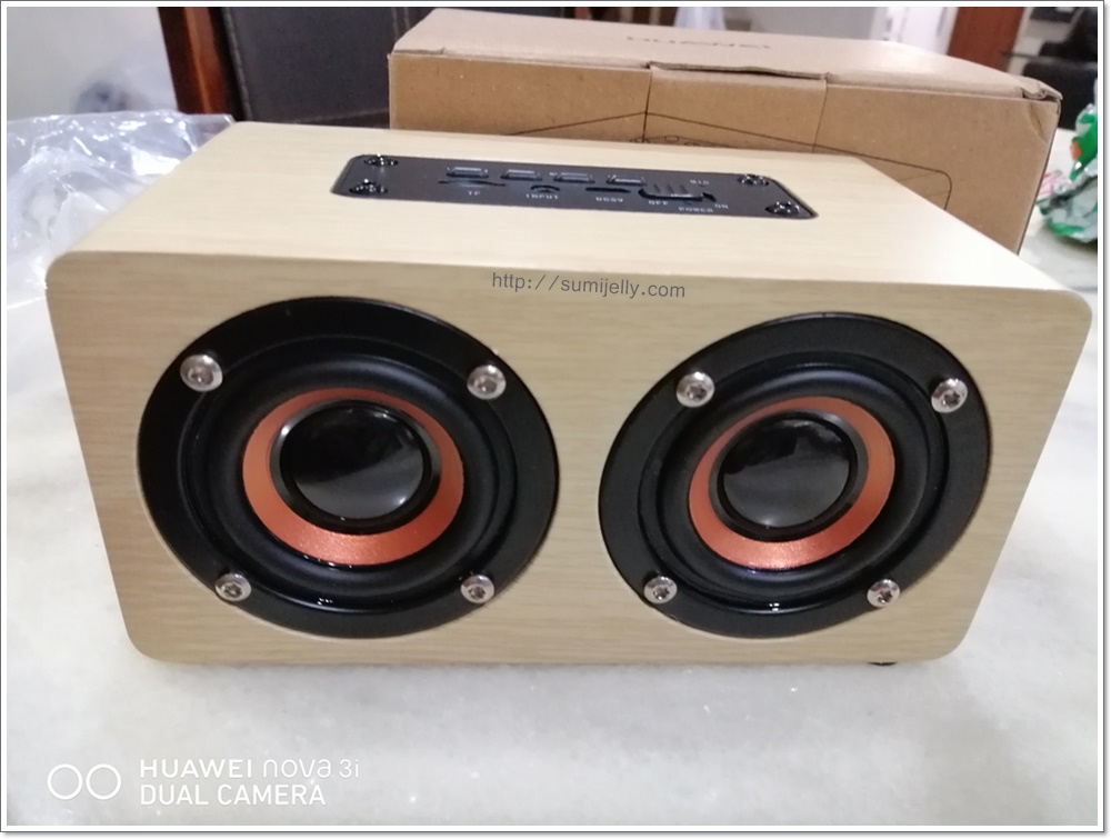 huawei wooden bluetooth speaker