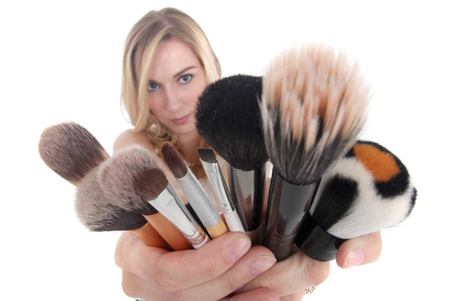 make-up-brushes-real-techniques-japonesque