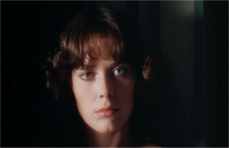 Эммануэль (1974) смотреть онлайн или скачать фильм через торрент бесплатно в хор