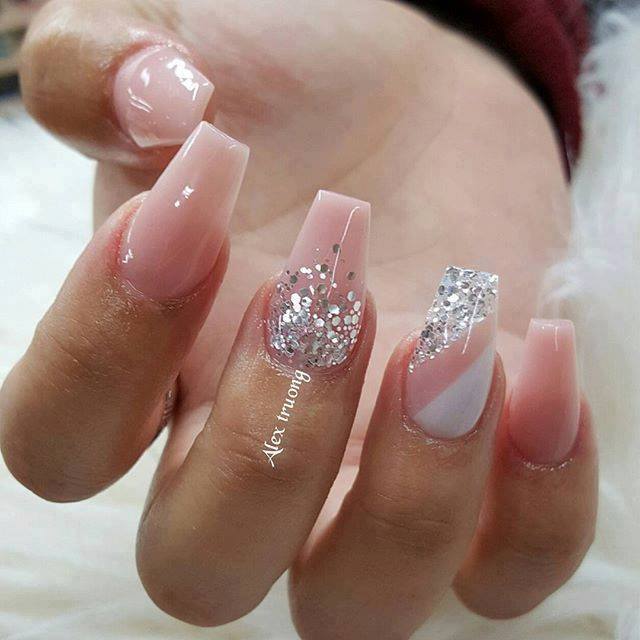 unhas de gel cor de rosa claro unhas de gel cor de rosa claro