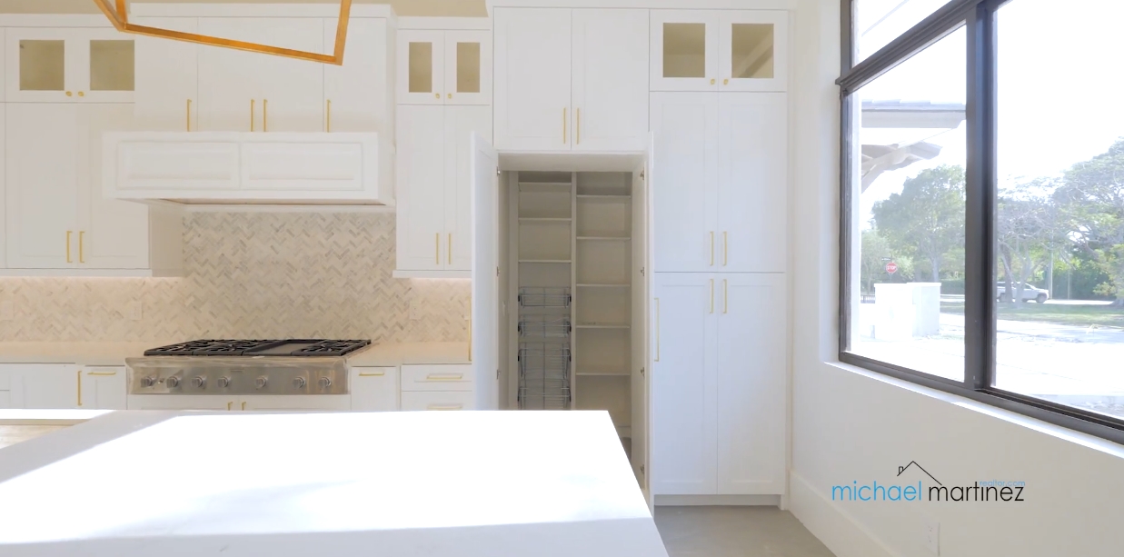 Tour 10325 SW 69th Ave, Miami Home vs. 20 Interior Design Photos