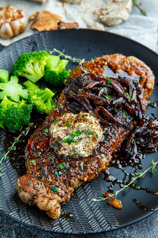 Pan Seared Steaks with Balsamic Red Onions and Roasted Garlic and ...