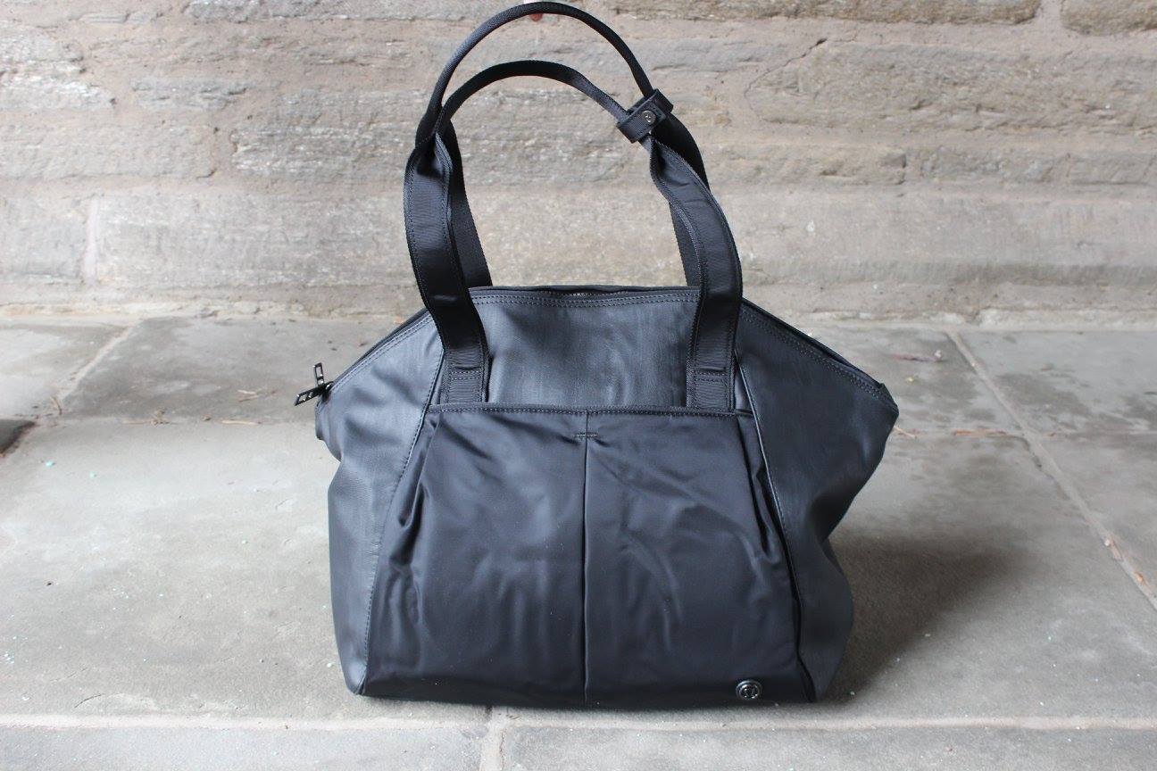 lululemon free to be bag