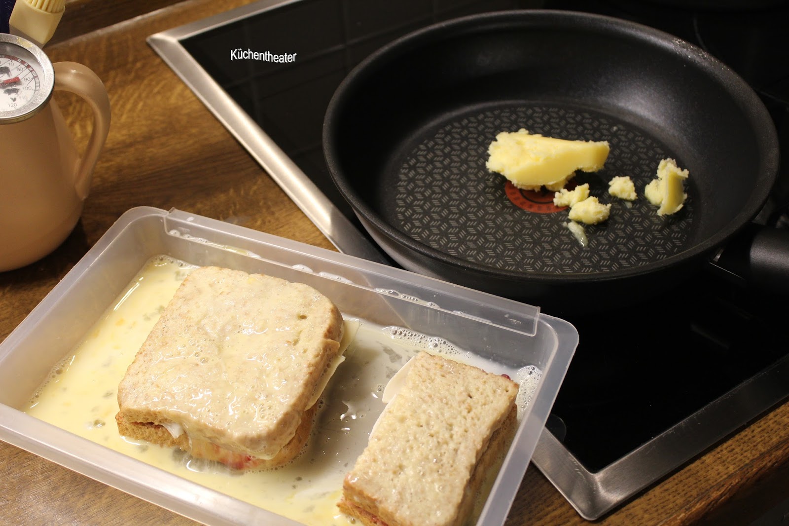 Küchentheater: Camembert-Armer-Ritter