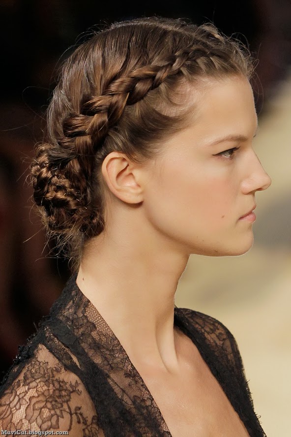 12 Cute And Easy Updos For Long Hair Muvicut Hairstyles For Girls