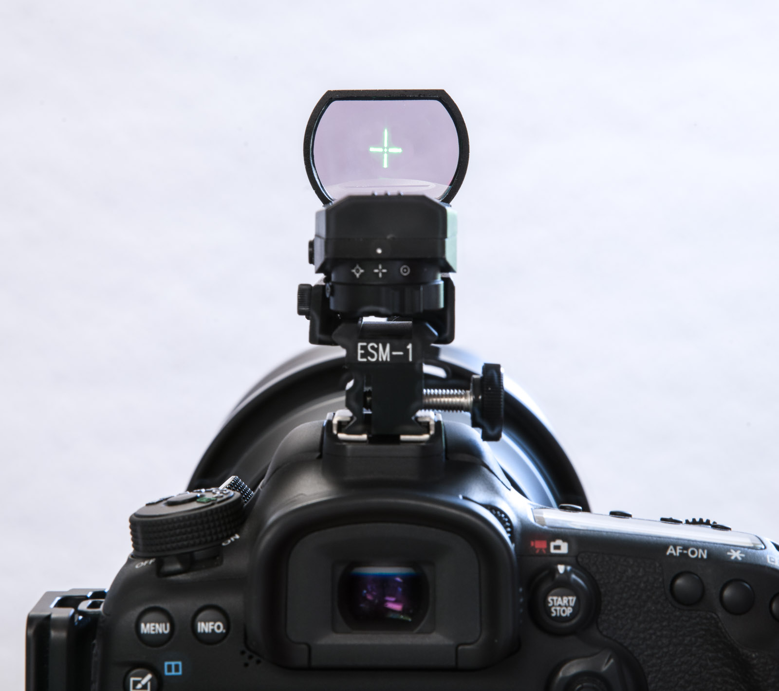 Review The PGD Tracker (Birds in Flight Help) Matt Cuda Nature