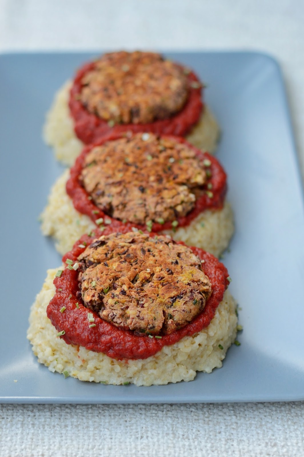 Essen.in.Hamburg REZEPT Kidneybohnen Patties mit Rote Beete Ketchup
