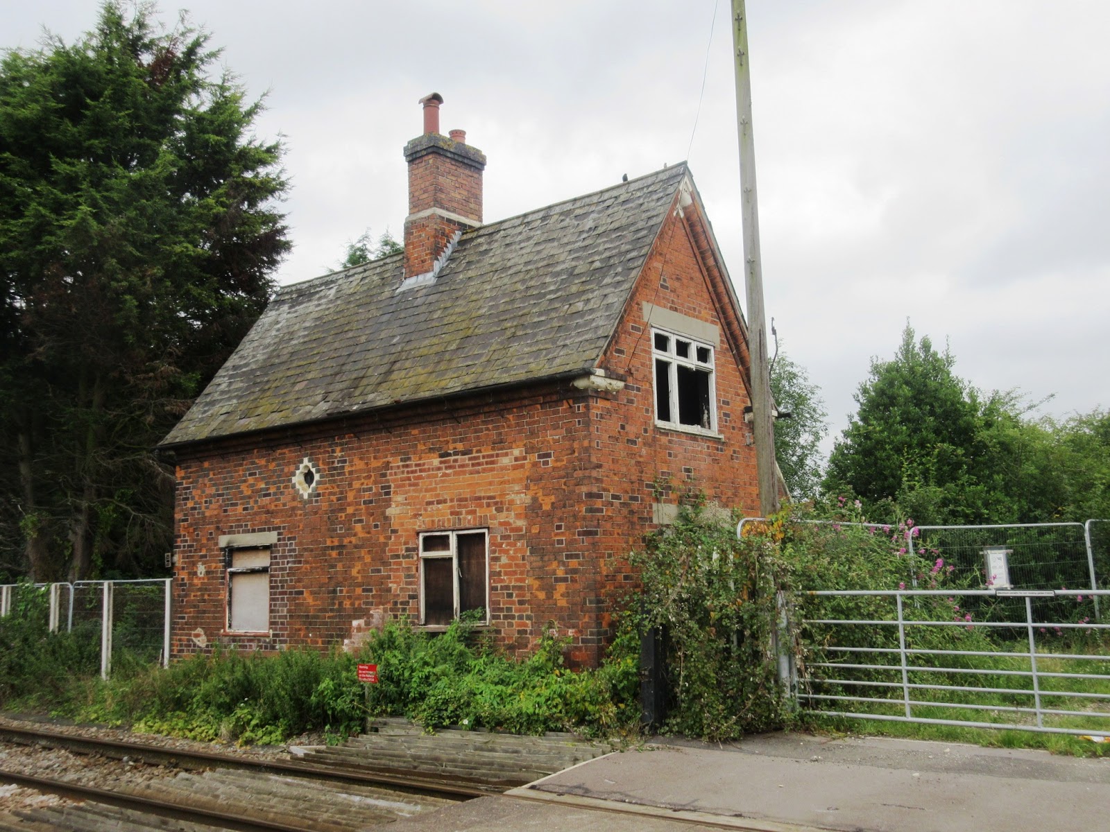 Liberal England Back to Bottesford station