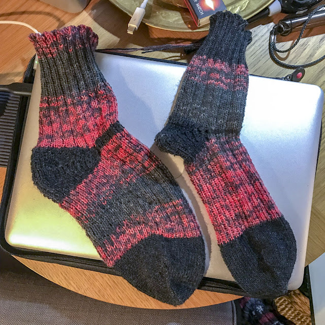 sockor, tå-upp, förkortade-varv-häl, bumeranghäl, elastisk-avmaskning, stickning, knitting sockor, tå-upp, förkortade-varv-häl, bumeranghäl, elastisk-avmaskning, stickning, knitting