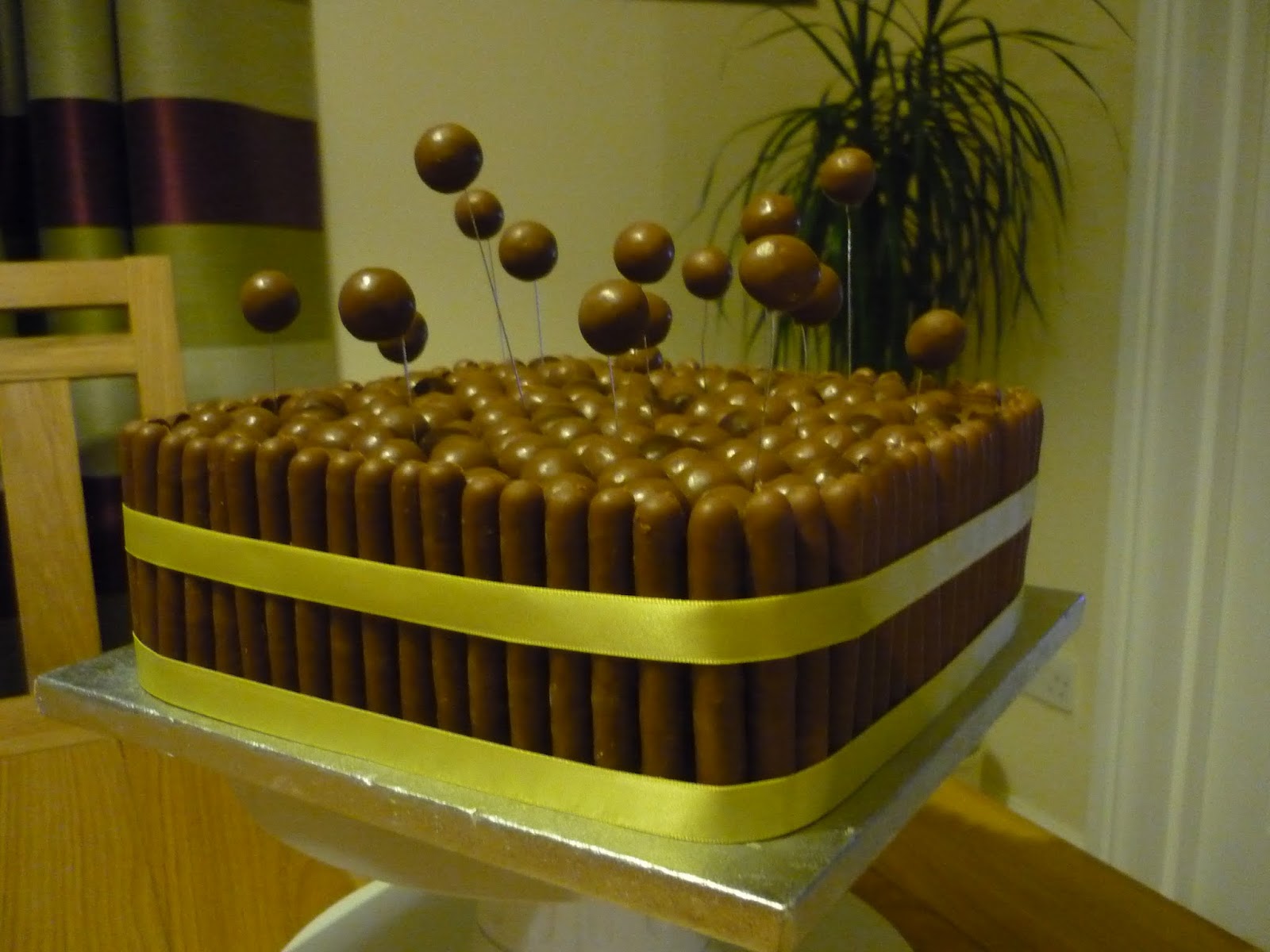 Eat Cakes by Susan: My brothers birthday cake