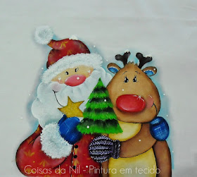 pintura em tecido papai noel com a rena de nariz vermelho