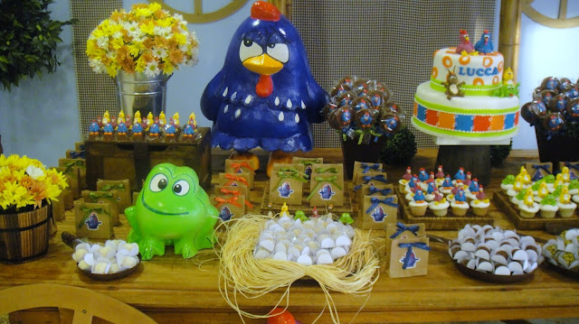 Boneco Galinha Pintadinha