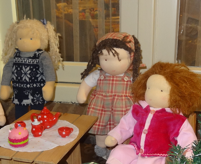 Blauw ruitje: Ik stond laatst voor een poppenkraam..