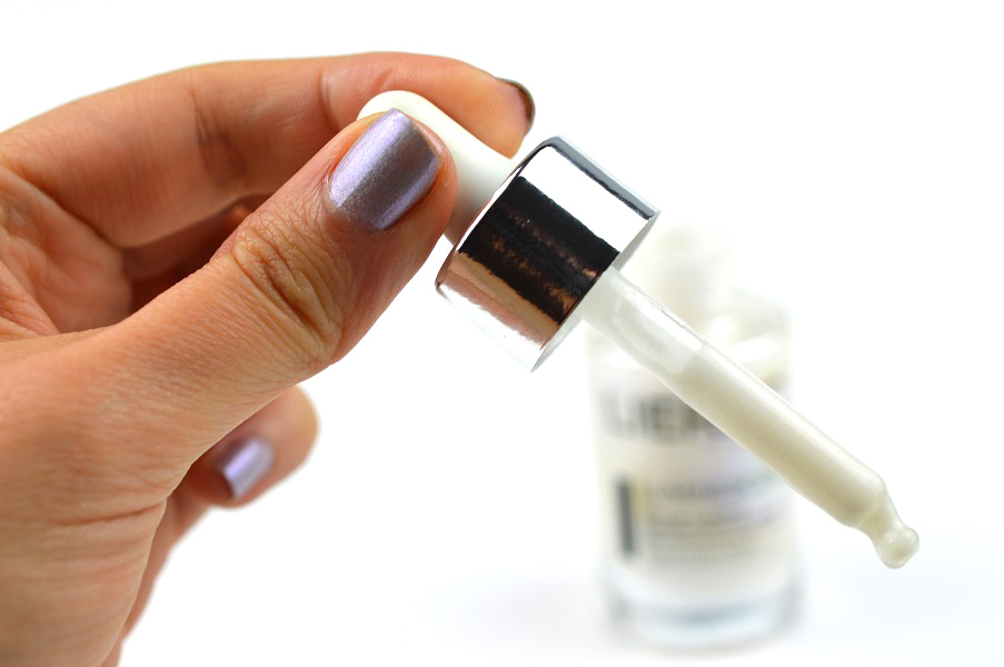 Die Creme von der Pigmentation in der intimen Zone