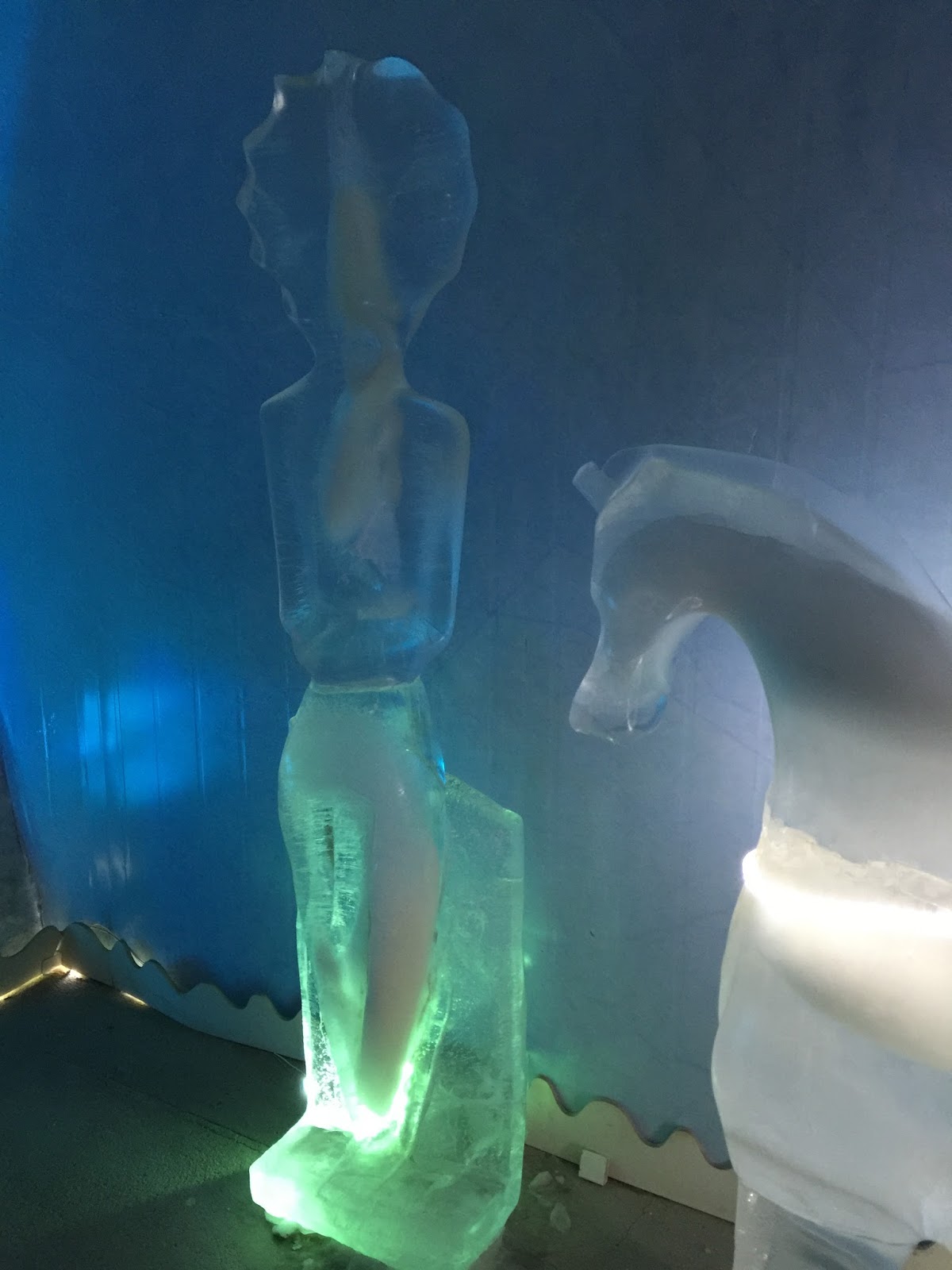 Escultura do kikito em gelo