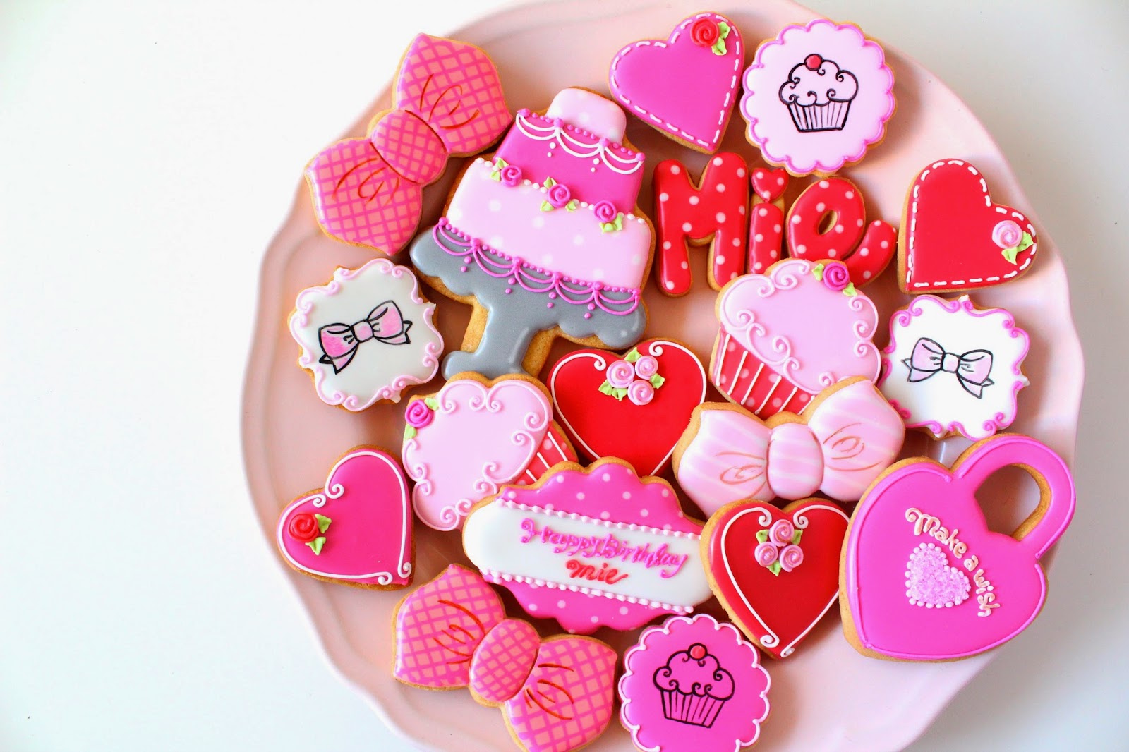 Sweeten your day. Pink & Red ! Lovely icing cookies ガーリーアイシングクッキー