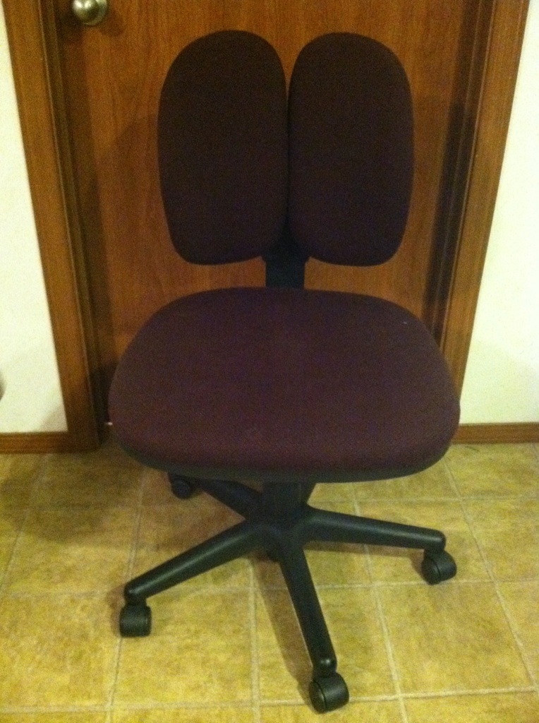 Detwiler {DIY} The Ugly Office Chair