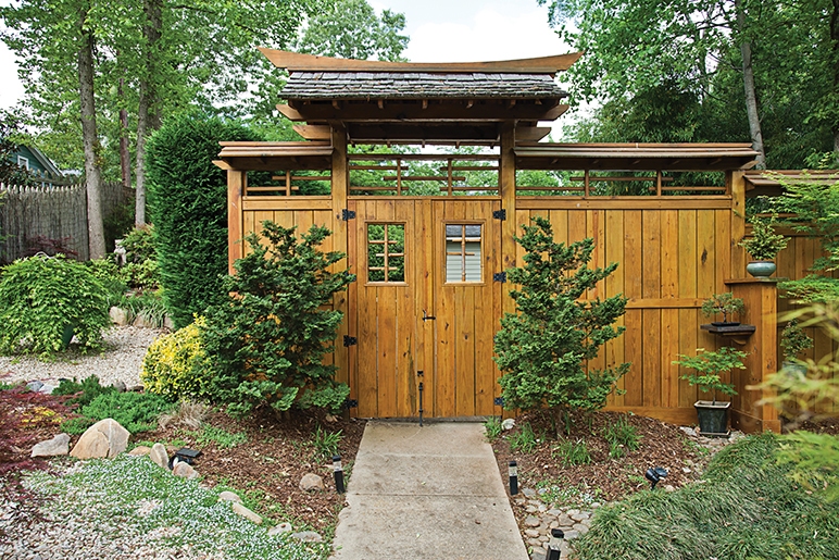 50 Desain Pintu Taman yang Simple dan Modern - Rumahku Unik