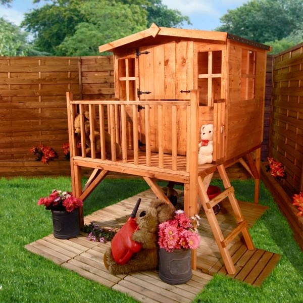 Super fun Playhouse for the kids!