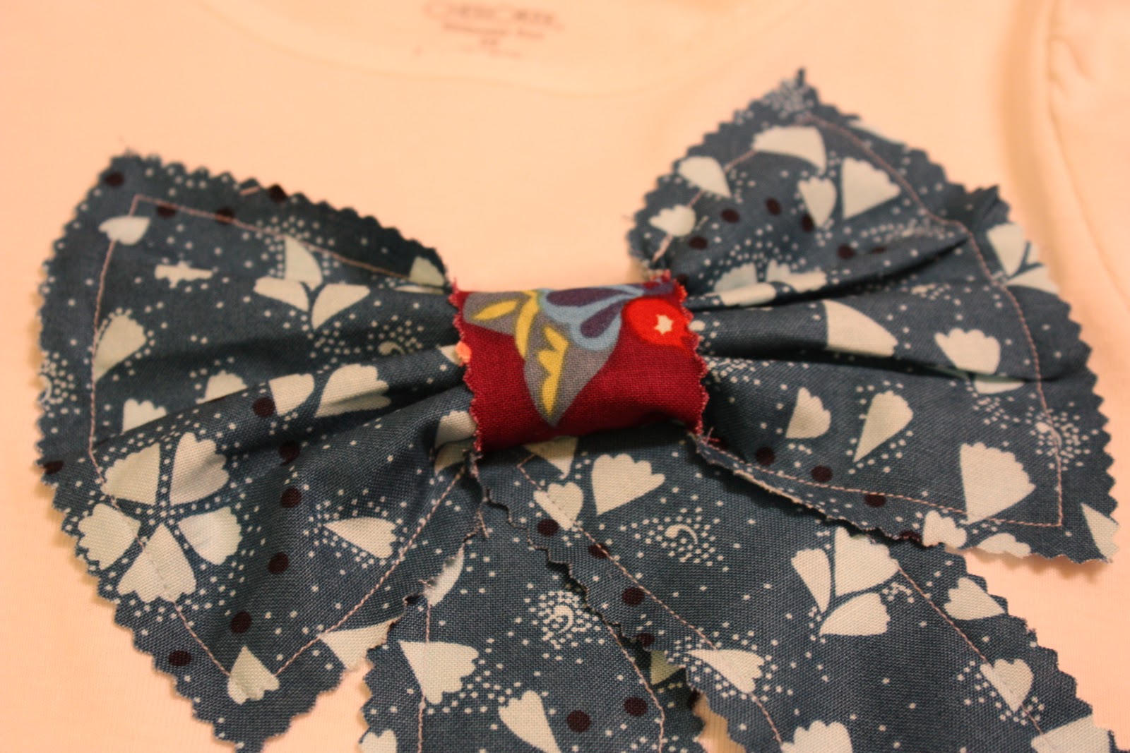 MOM Bow Shirt Tutorial