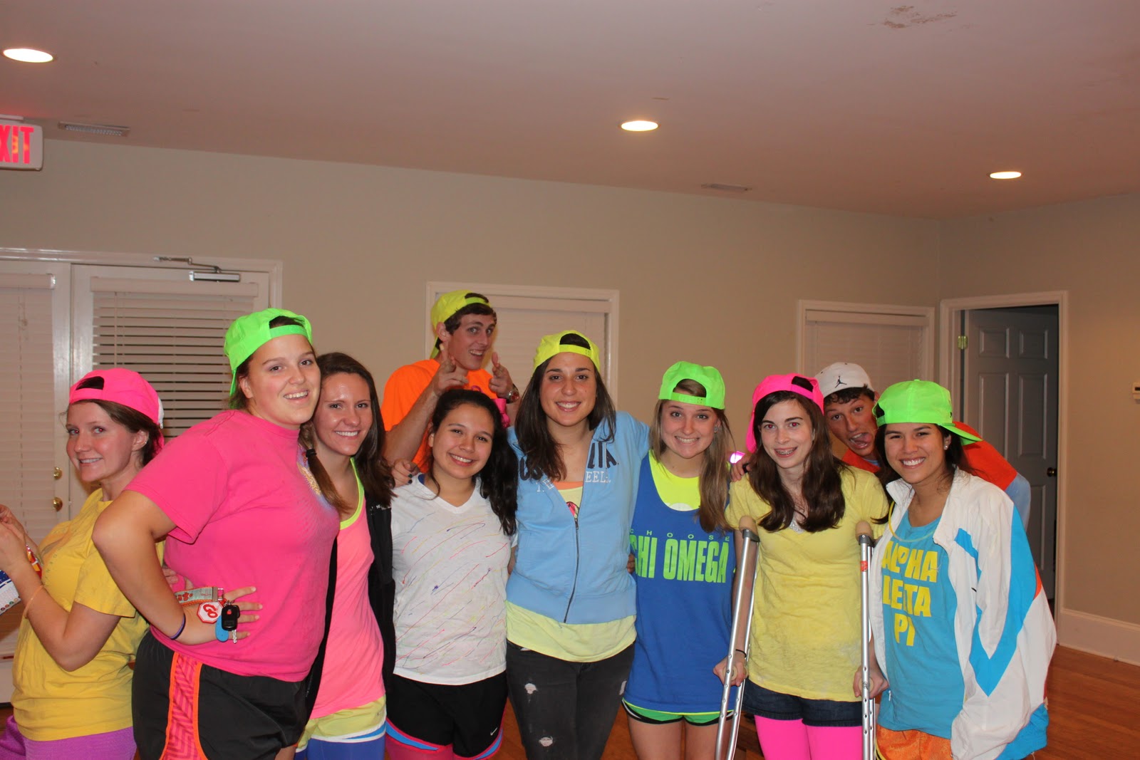 annaseeswong neon young life club