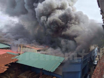 Cháy lớn tại kho phế liệu của nhà máy sợi thuỷ tinh ở Thanh Hoá