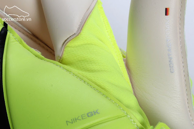 Nike Vapor Grip 3 2015 Volt- white- black 