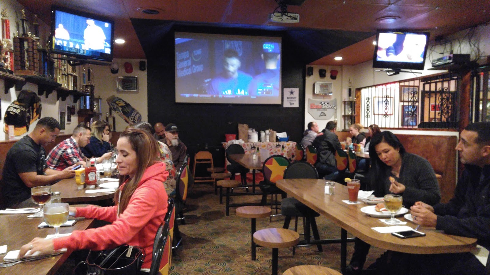 Bob & Sharon'sTravel Adventures Four Kegs 04/30/16 Las Vegas, NV