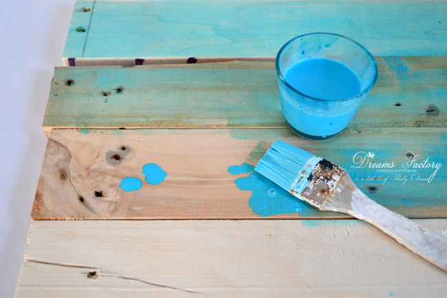 How to paint a wood photo backdrop with food coloring