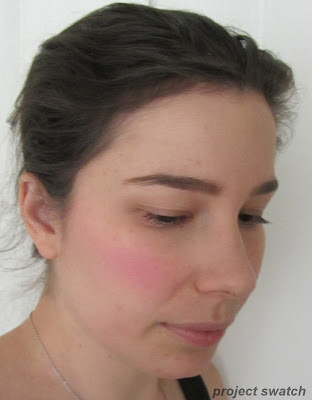La Femme Red - Applied