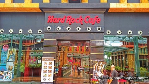 Hard Rock Cafe , Resort World Sentosa ...