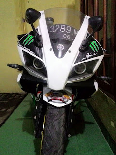 Modifikasi motor Yamaha Vixion