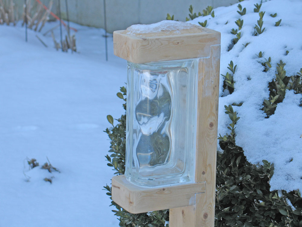 Perfect for the DIY fanatic is the low voltage outdoor well light