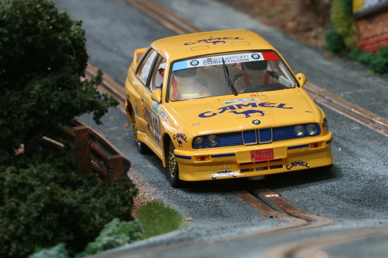 DEMO SLOT: BMW M3 E30 CAMEL JM PONCE R.ECI 1989
