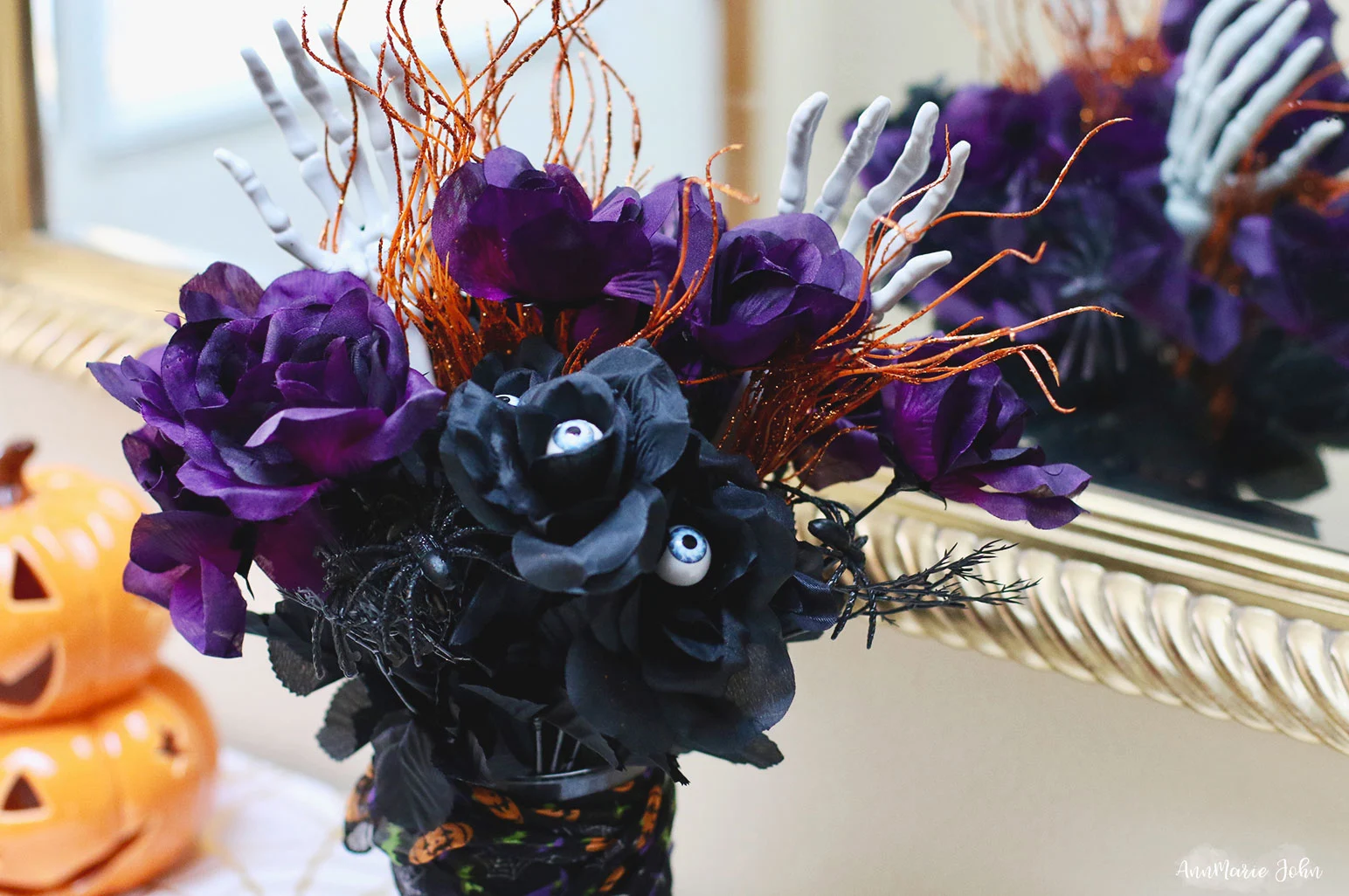 Stunning Bouquet Halloween Flowers View for Mobile