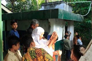 Kasihumas Polsek Pajangan Sholat Gerhana Matahari Di Masjid Baiturrokhim Blabak