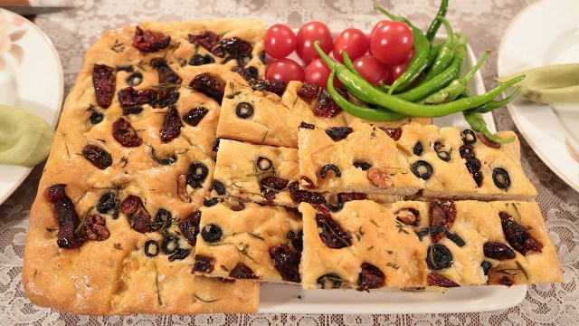 Kuru Domatesli Zeytinli Ekmek Focaccia Ekmeği Nurselin Mutfağı Yemek